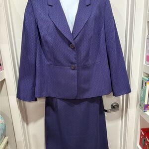 Le Suit Deep Purple Skirt Set